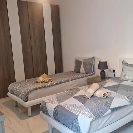 Il-girna- Large 3 Bedroom Maisonette