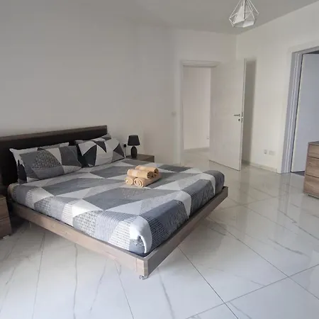 Vakantiehuis Il-girna- Large 3 Bedroom Maisonette