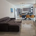 Il-girna- Large 3 Bedroom Maisonette Сasa de vacaciones