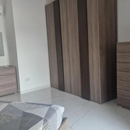 בית נופש Il-girna- Large 3 Bedroom Maisonette