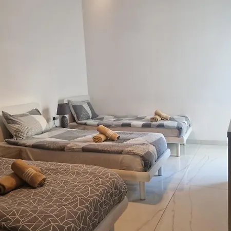 Nyaraló Il-girna- Large 3 Bedroom Maisonette