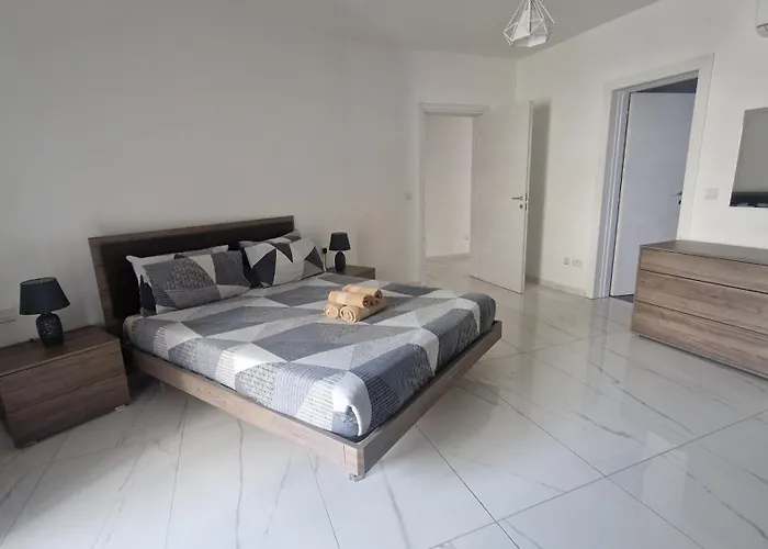 Ferienhaus Il-girna- Large 3 Bedroom Maisonette