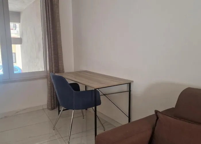 Il-girna- Large 3 Bedroom Maisonette Ferienhaus *